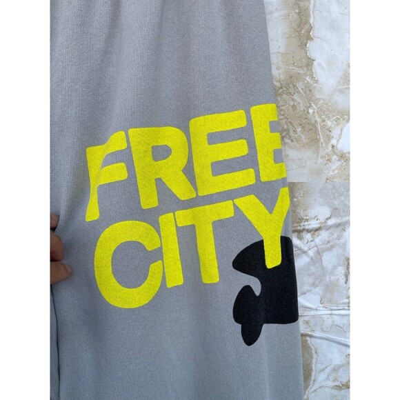 FREECITY Sweatpant In Silver Rock size small - Picture 9 of 11